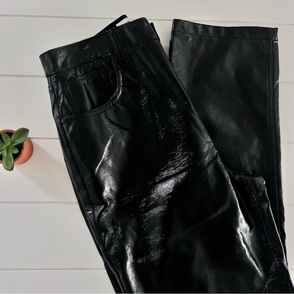 Abercrombie & Fitch Ultra High Rise Pleather Pants - Picture 1 of 9